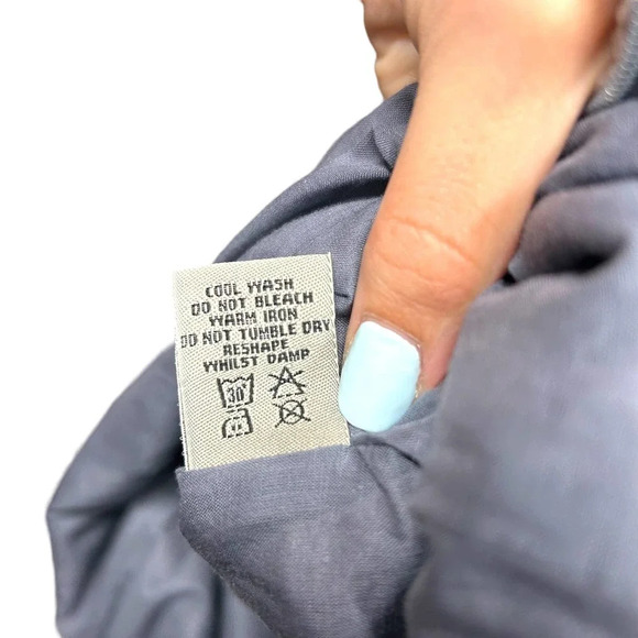 Orla Kiely Gray Eyelet Lace Two Piece Skirt Suit Set Size 4 - Picture 12 of 12